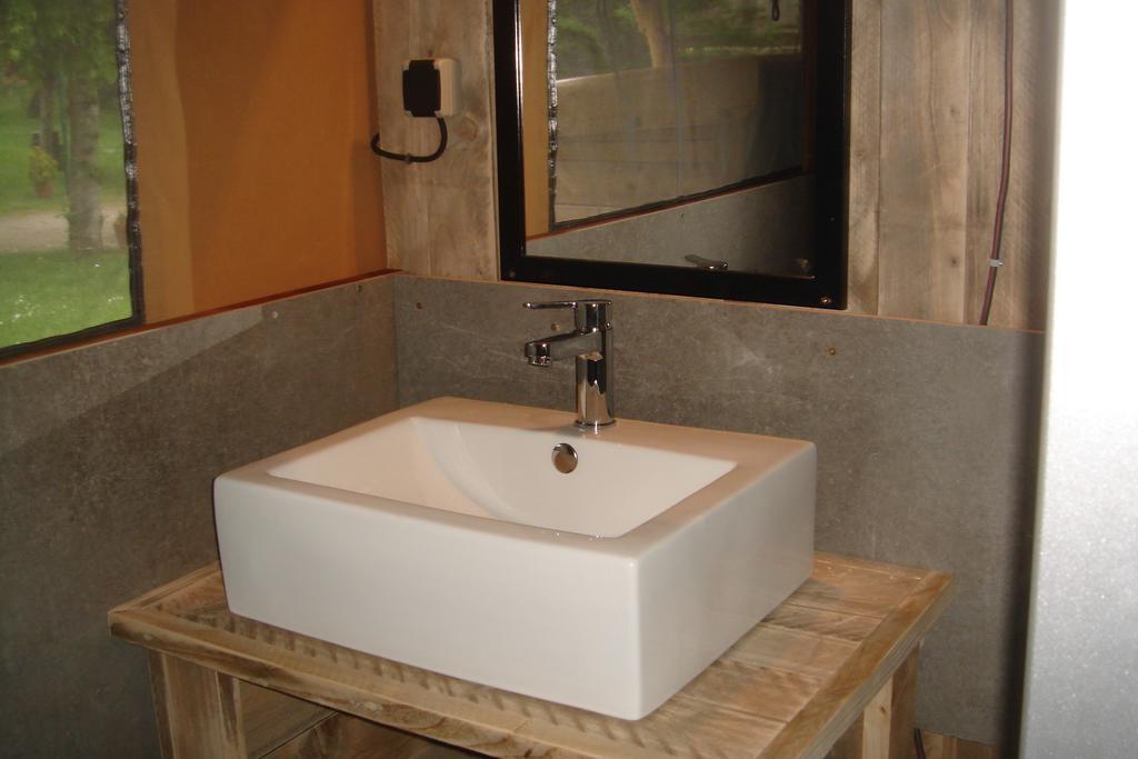 Camping de la Bonnette Caylus Extérieur photo